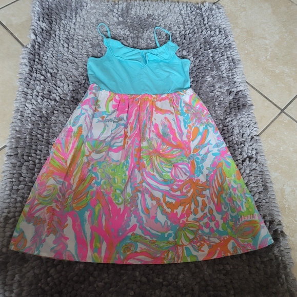 Lilly pulitzer dresses - Picture 1 of 4